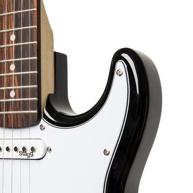 Электрогитара, форма: Stratocaster Stagg S300 BK
