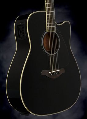 Электроакустическая гитара YAMAHA FGX820 C BLACK