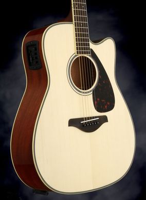 Электроакустическая гитара YAMAHA FGX820 C NATURAL