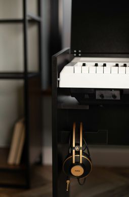 Стойка для фортепиано с крышкой GA-music GA-670 BK